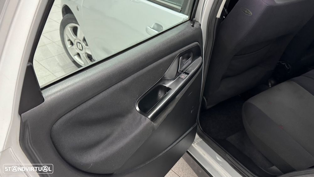 SEAT Ibiza 1.4 16V Sport - 27