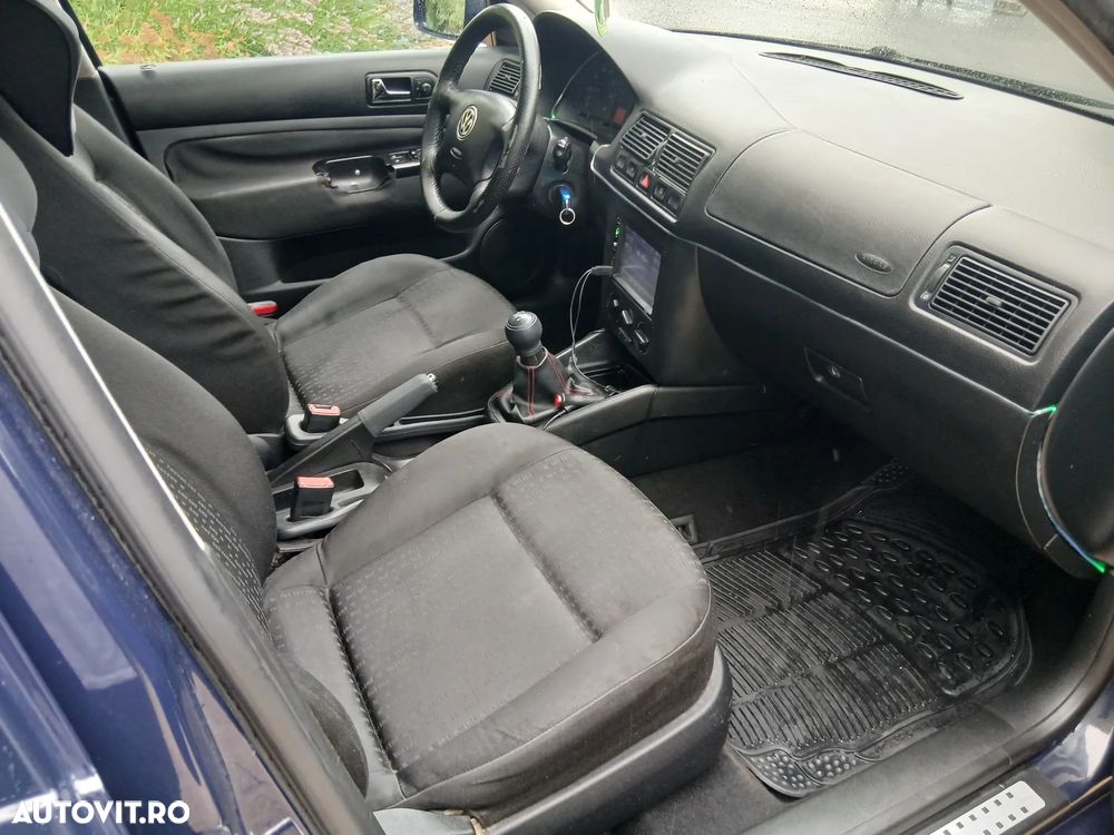 Volkswagen Golf 1.4 - 7