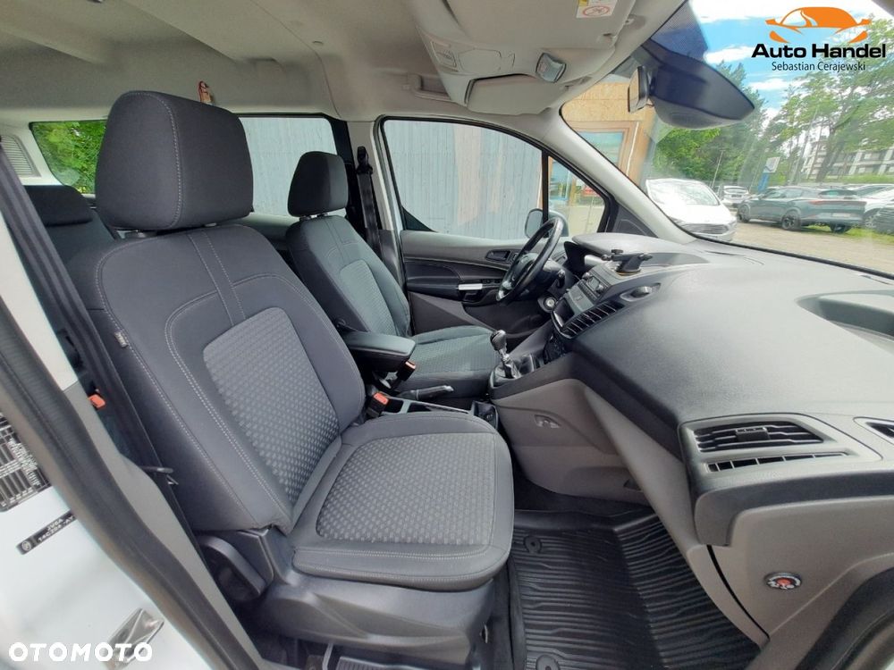 Ford Tourneo Connect - 31