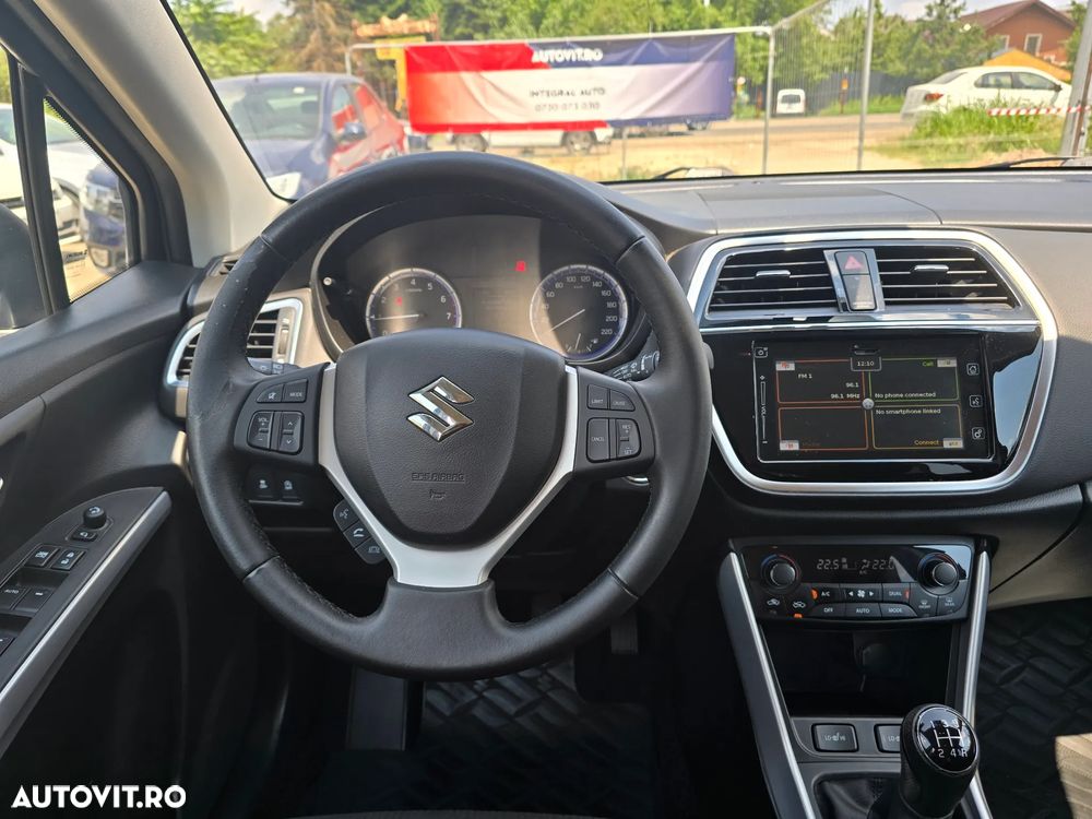 Suzuki S-Cross 1.0 Passion - 12