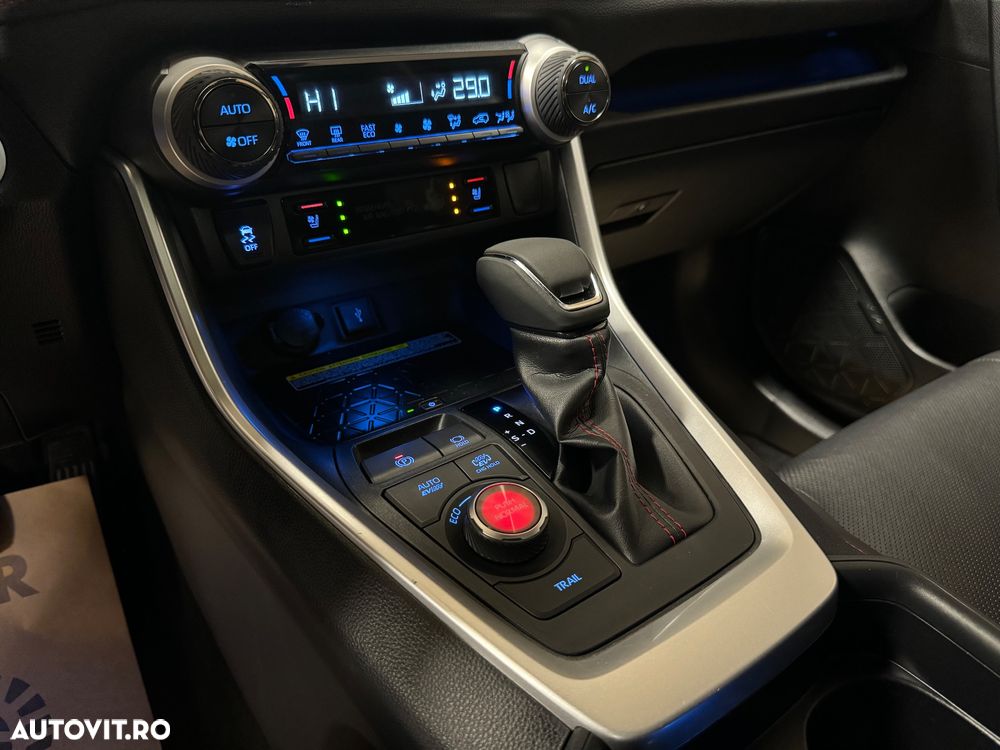 Toyota RAV4 Plug-in-Hybrid GR SPORT - 16