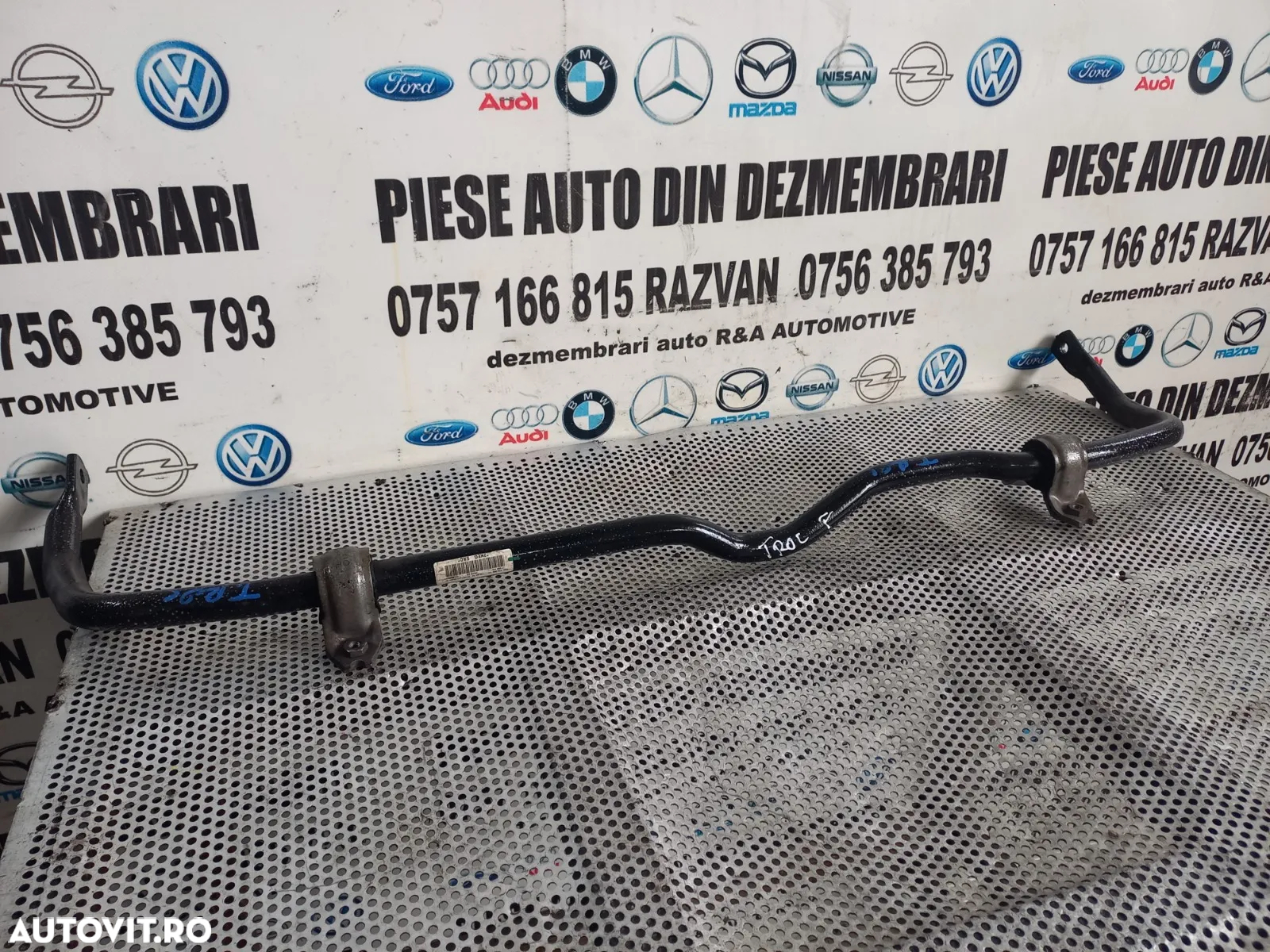 Bara Torsiune Stabilizatoare Fata Vw T-Roc Bara Stabilizatoare Vw T-Roc Tiguan T-Cross Cod 5Q0411303AC Dezmembrez Vw T-Roc - Dezmembrari Arad - 4