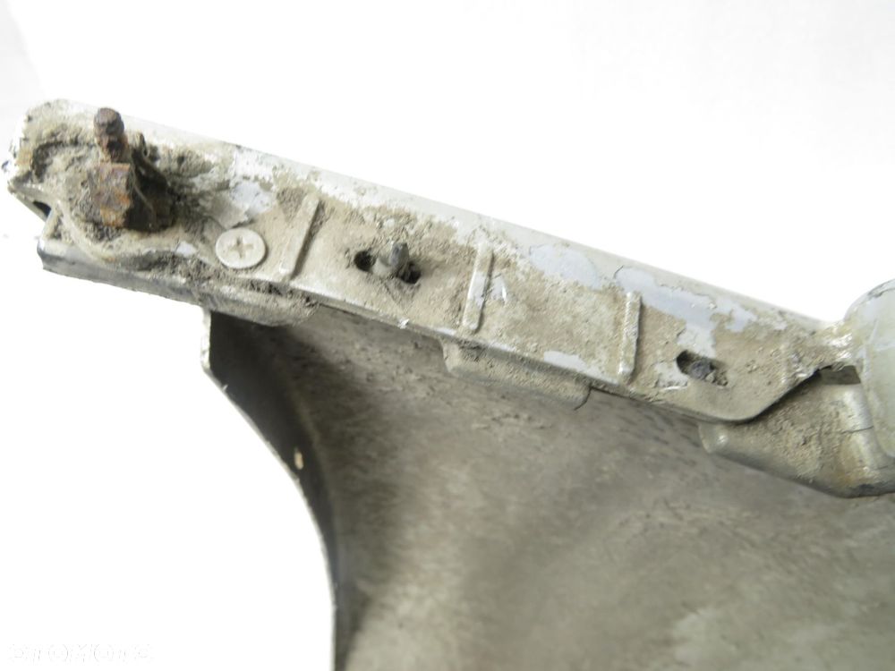 ZDERZAK PRZÓD CHRYSLER VOYAGER IV 04857886 - 8