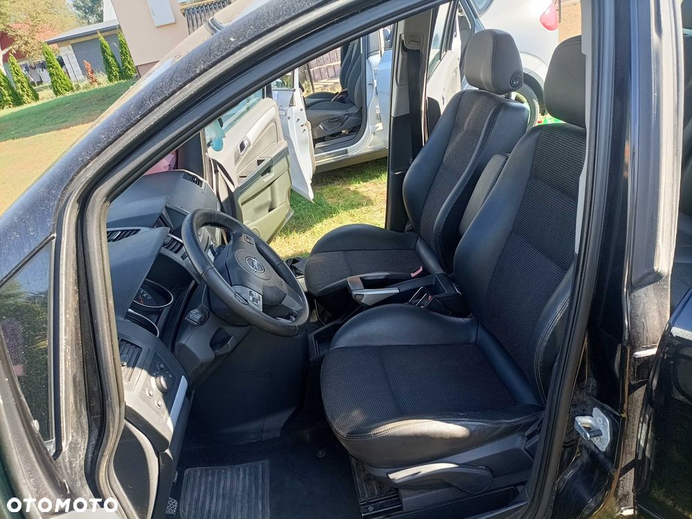 Opel Zafira - 4