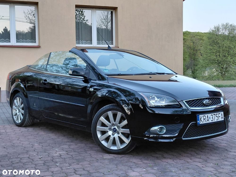 Ford Focus 2.0 16V Titanium - 21