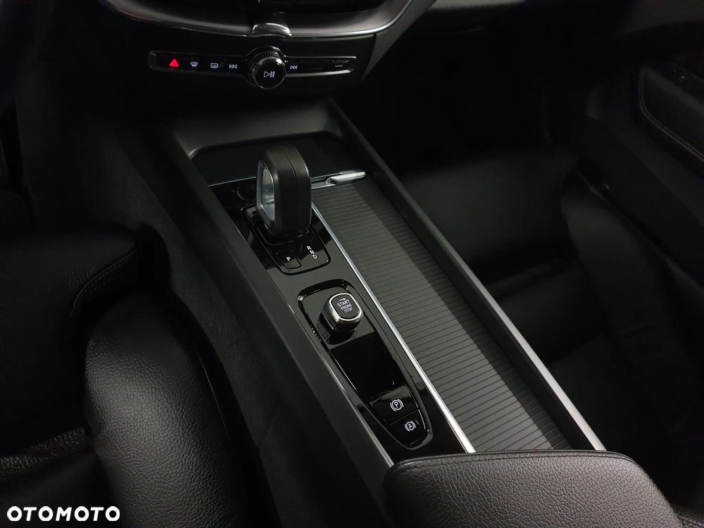 Volvo XC 60 B4 D Geartronic Inscription - 30