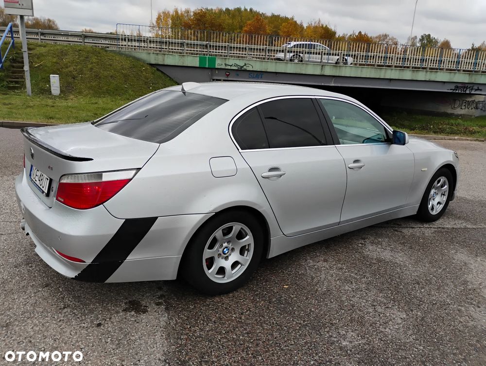 BMW Seria 5 520i - 19