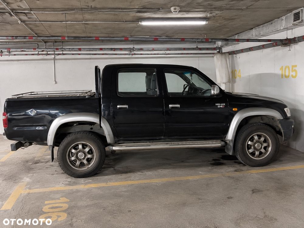 Toyota Hilux - 2
