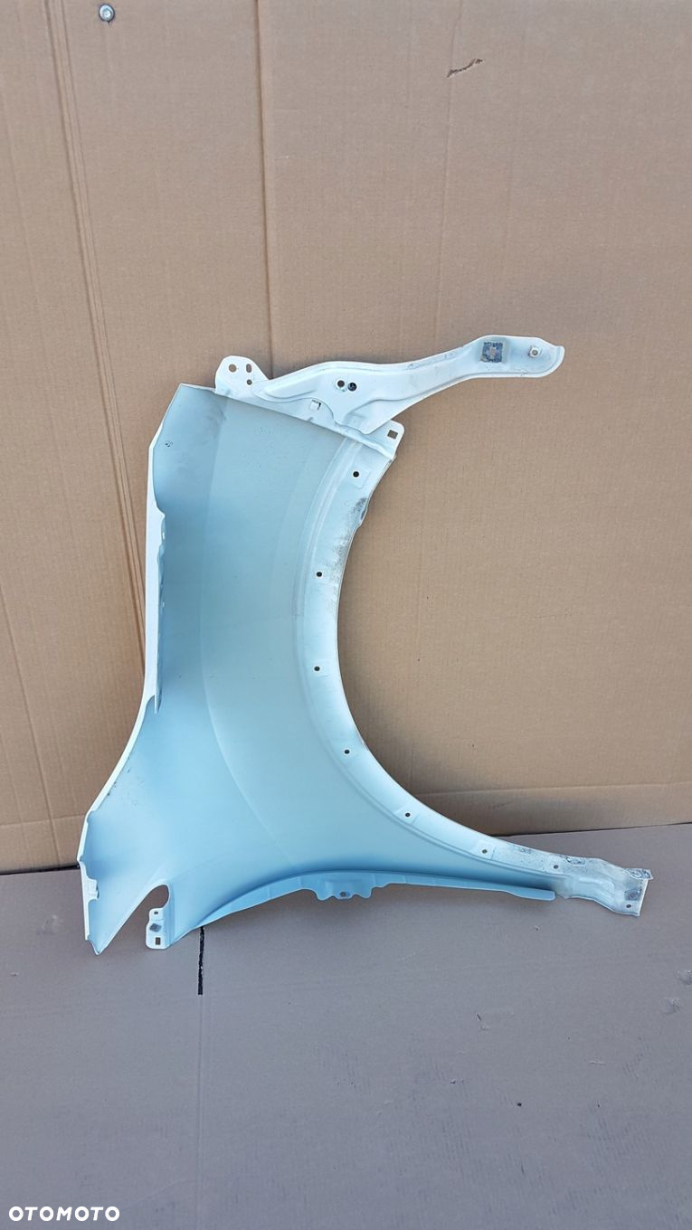 BŁOTNIK PRZÓD LEWY MITSUBISHI ECLIPSE CROSS LIFT 21- - 11