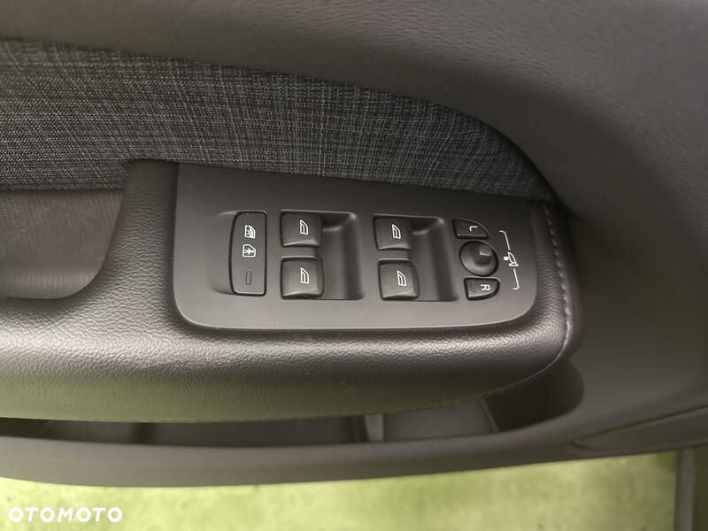 Volvo XC 60 B4 B Core - 11