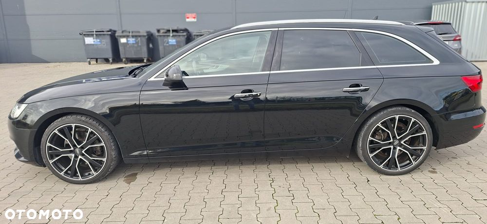 Audi A4 Avant 2.0 TDI design - 30