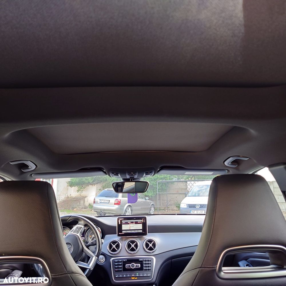 Mercedes-Benz GLA 220 CDI 4MATIC 7G-DCT AMG Line - 12