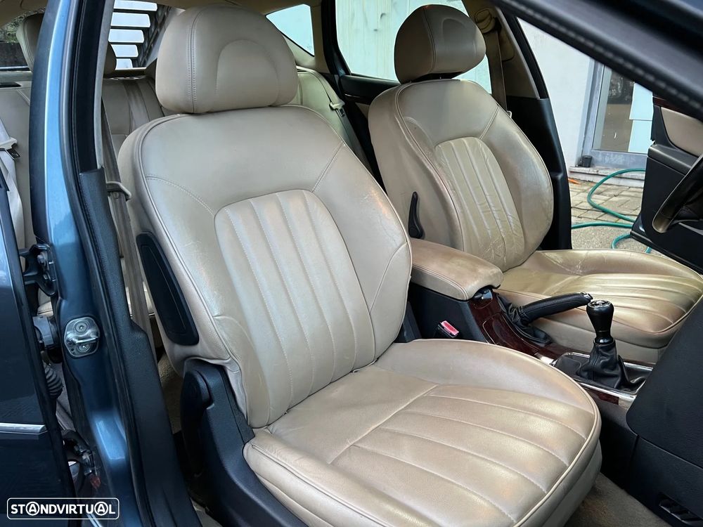 Peugeot 407 SW 1.6 HDi Griffe - 8