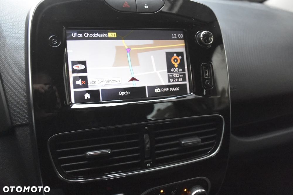 Renault Clio dCi 90 EDC Limited - 12