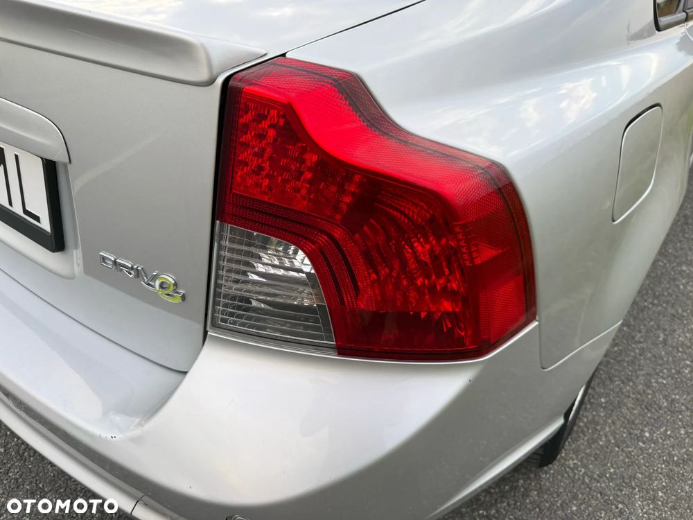 Volvo S40 1.6D DRIVe Momentum Start-Stop - 22