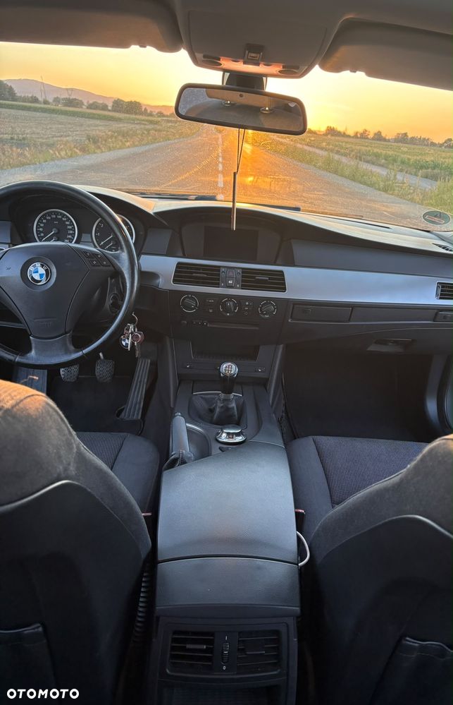 BMW Seria 5 - 11