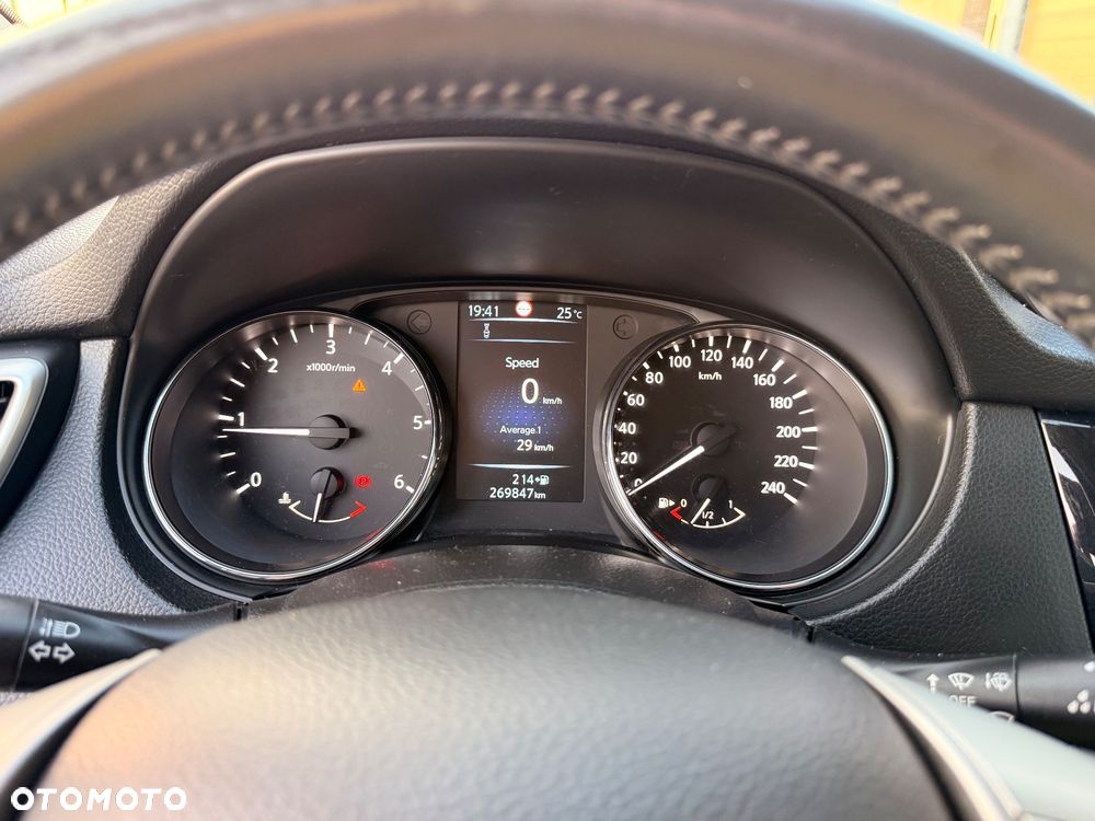 Nissan Qashqai 1.5 dCi Tekna - 34