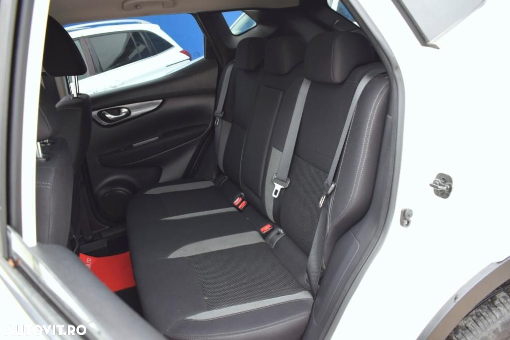 Nissan Qashqai 1.6 DCI ACENTA - 13
