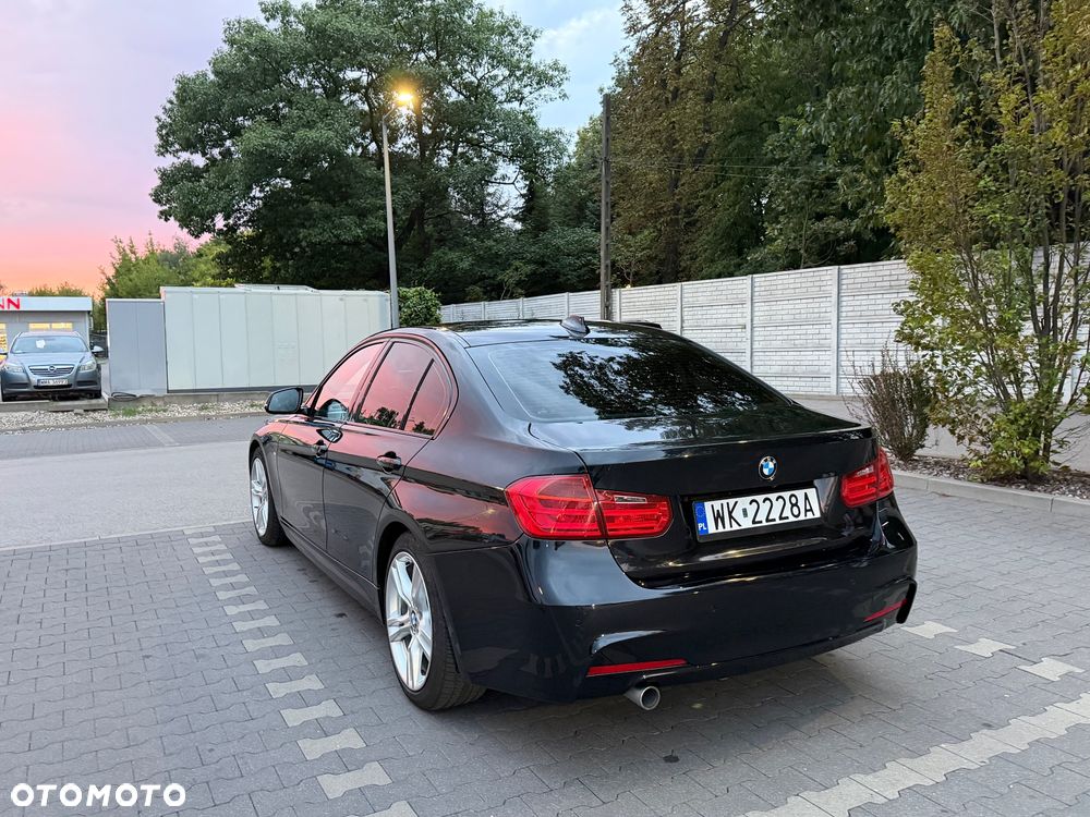 BMW Seria 3 318d - 9