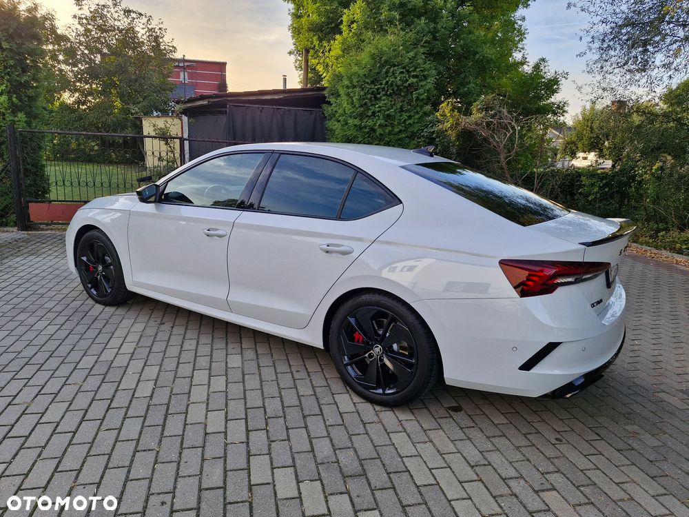 Skoda Octavia 2.0 TSI RS DSG - 10