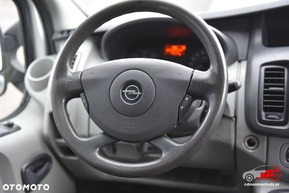 Opel Vivaro - 22