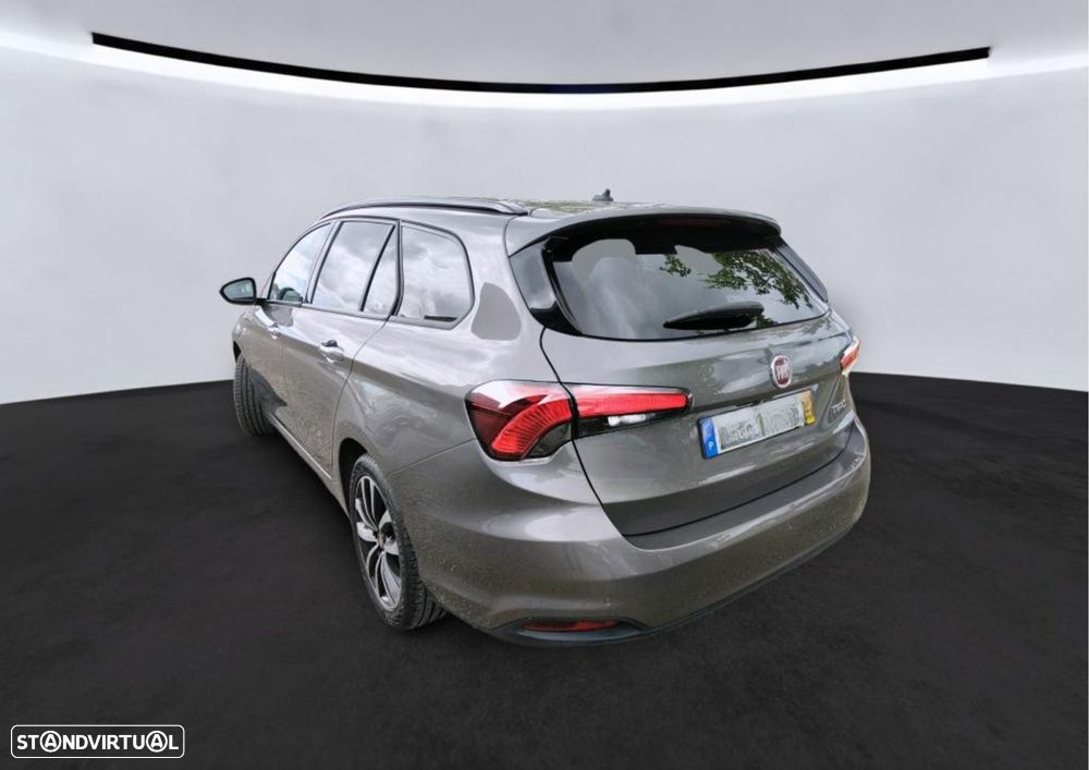 Fiat Tipo Station Wagon 1.6 M-Jet Lounge Tech J17 - 4