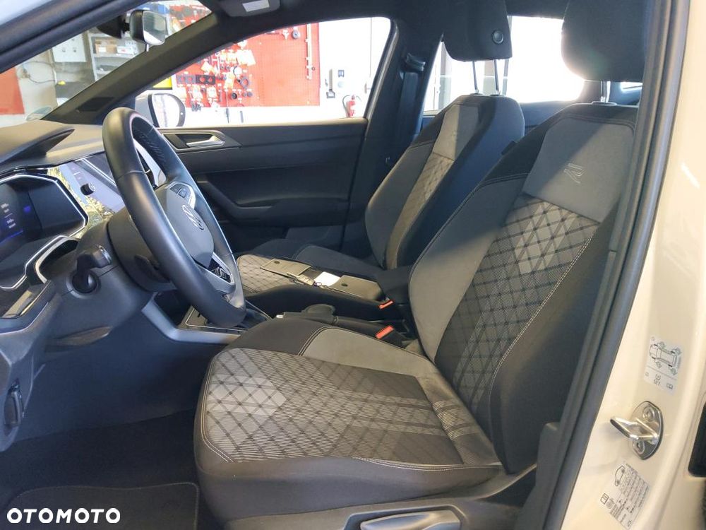 Volkswagen Taigo 1.0 TSI OPF DSG R-Line - 18