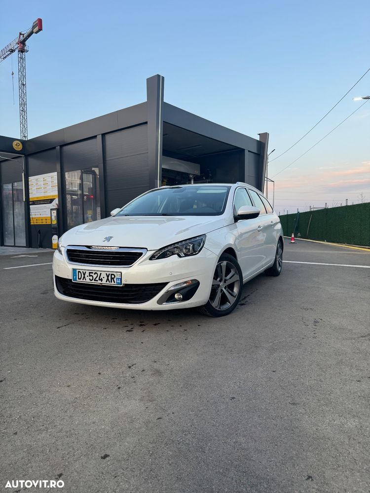 Peugeot 308 - 1