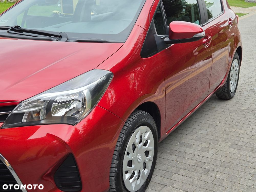 Toyota Yaris - 12