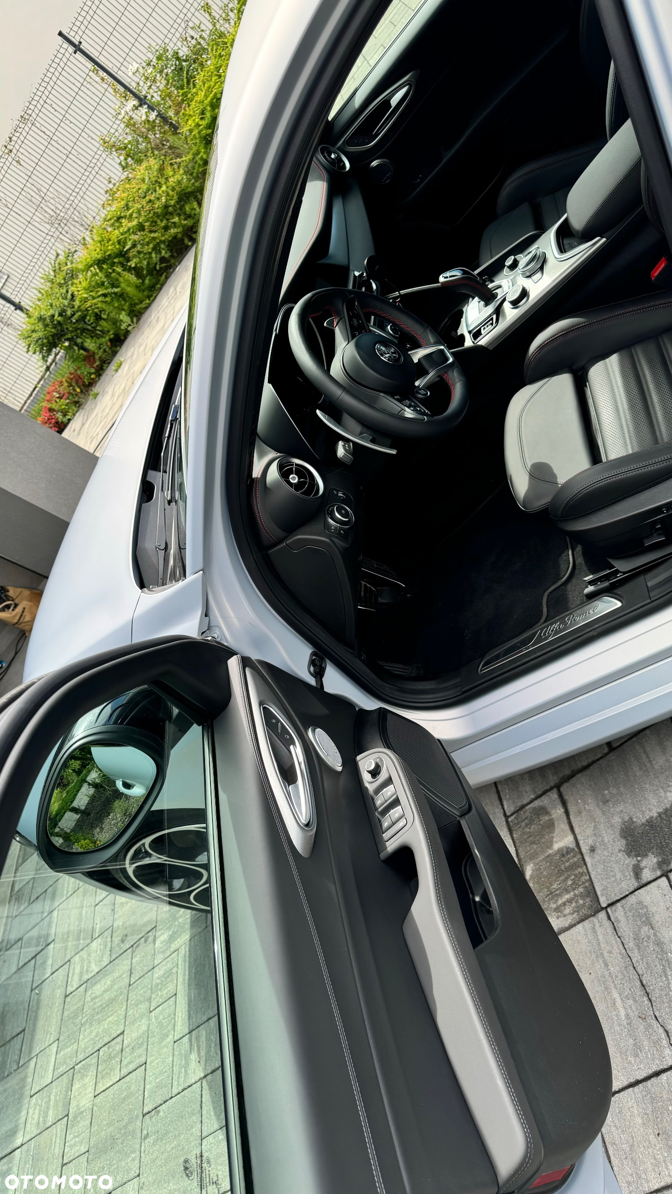 Alfa Romeo Giulia 2.0 Turbo Competizione Q4 - 16