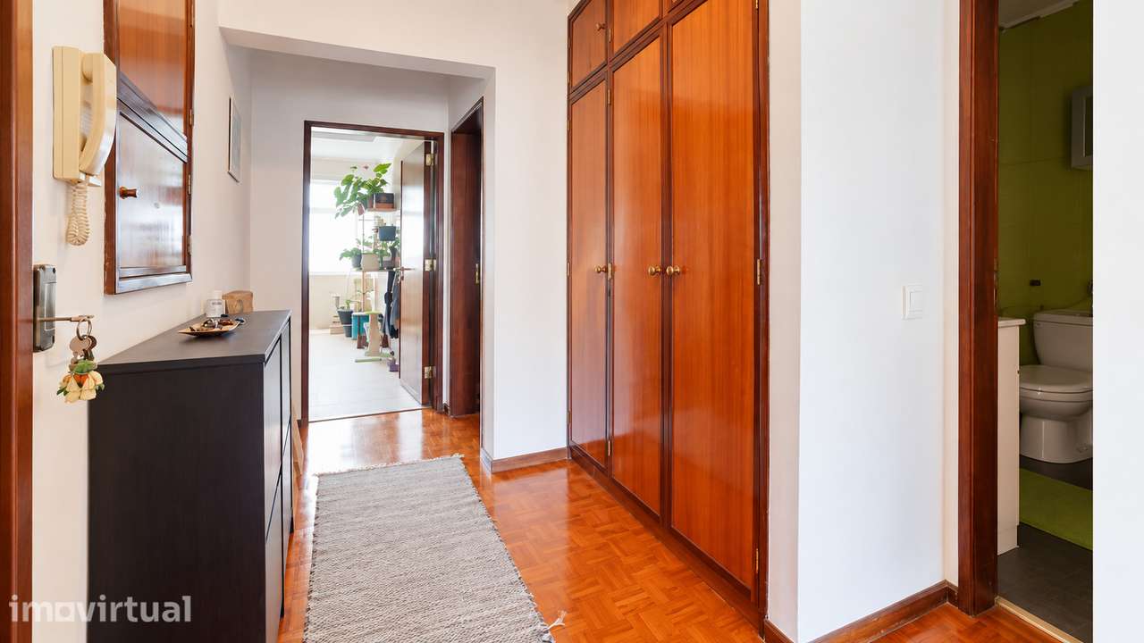 Apartamento T2 à venda na Rua Combatentes da Grande Guerra, 37 - Grande imagem: 5/11