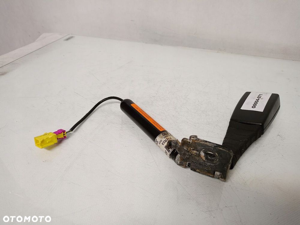 napinacz pasa prawy tył opel vectra c - 3