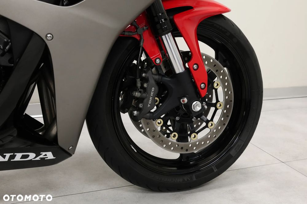 Honda CBR - 31
