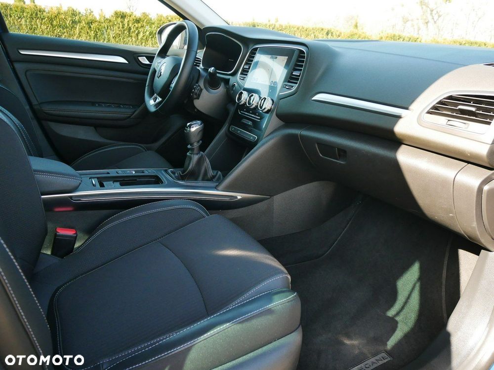 Renault Megane 1.3 TCe Techno - 26