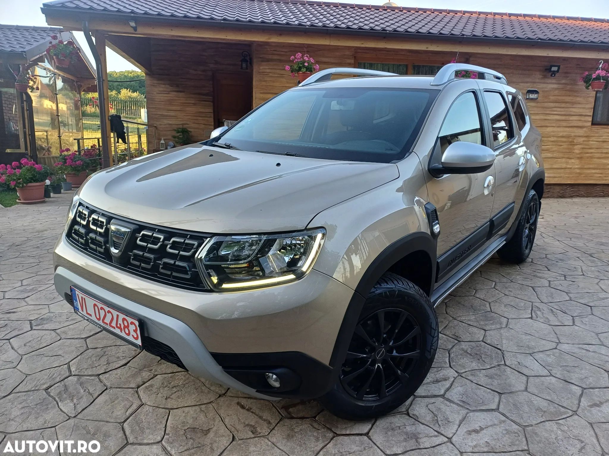 Dacia Duster 1.6 SCe Prestige jante 16" - 1