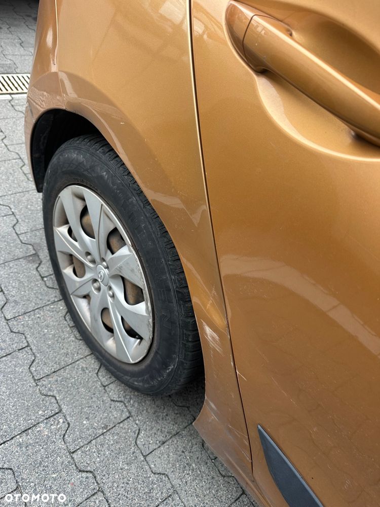Hyundai i20 - 13