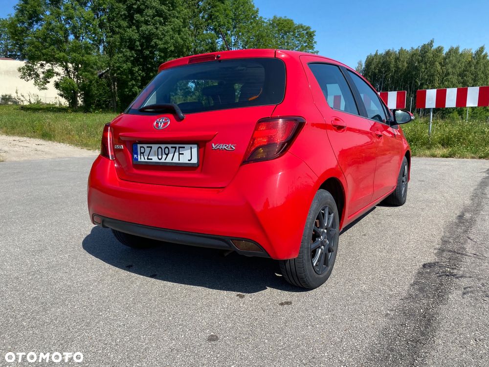 Toyota Yaris 1.0 Active EU6 - 13