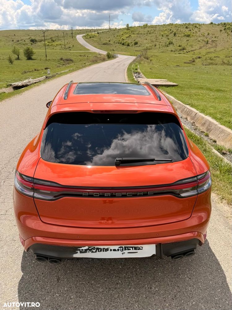Porsche Macan T - 11
