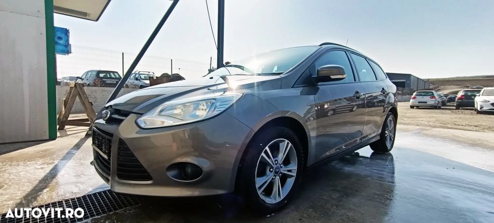 Ford Focus 1.6 TDCI DPF Start-Stopp-System Titanium - 2