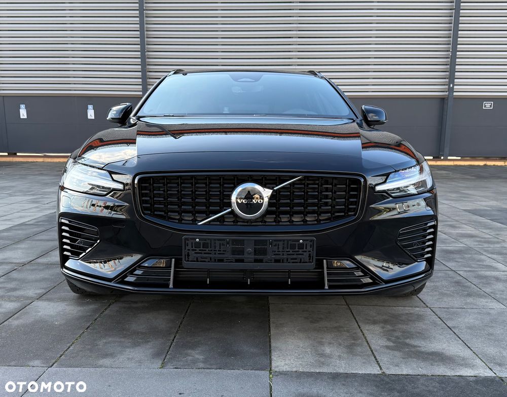 Volvo V60 T6 AWD Plug-In Hybrid Plus Dark - 6