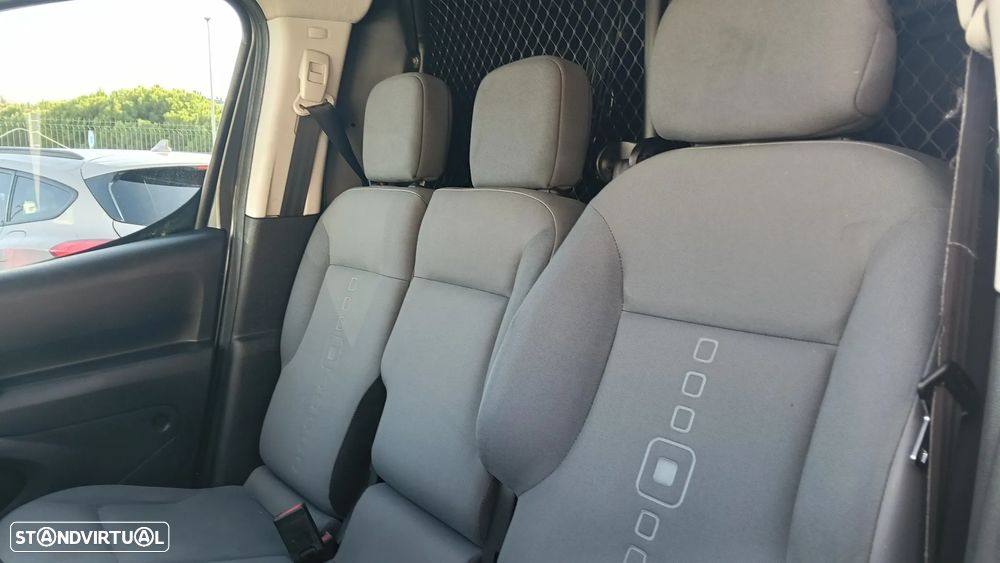 Citroën BERLINGO - 11