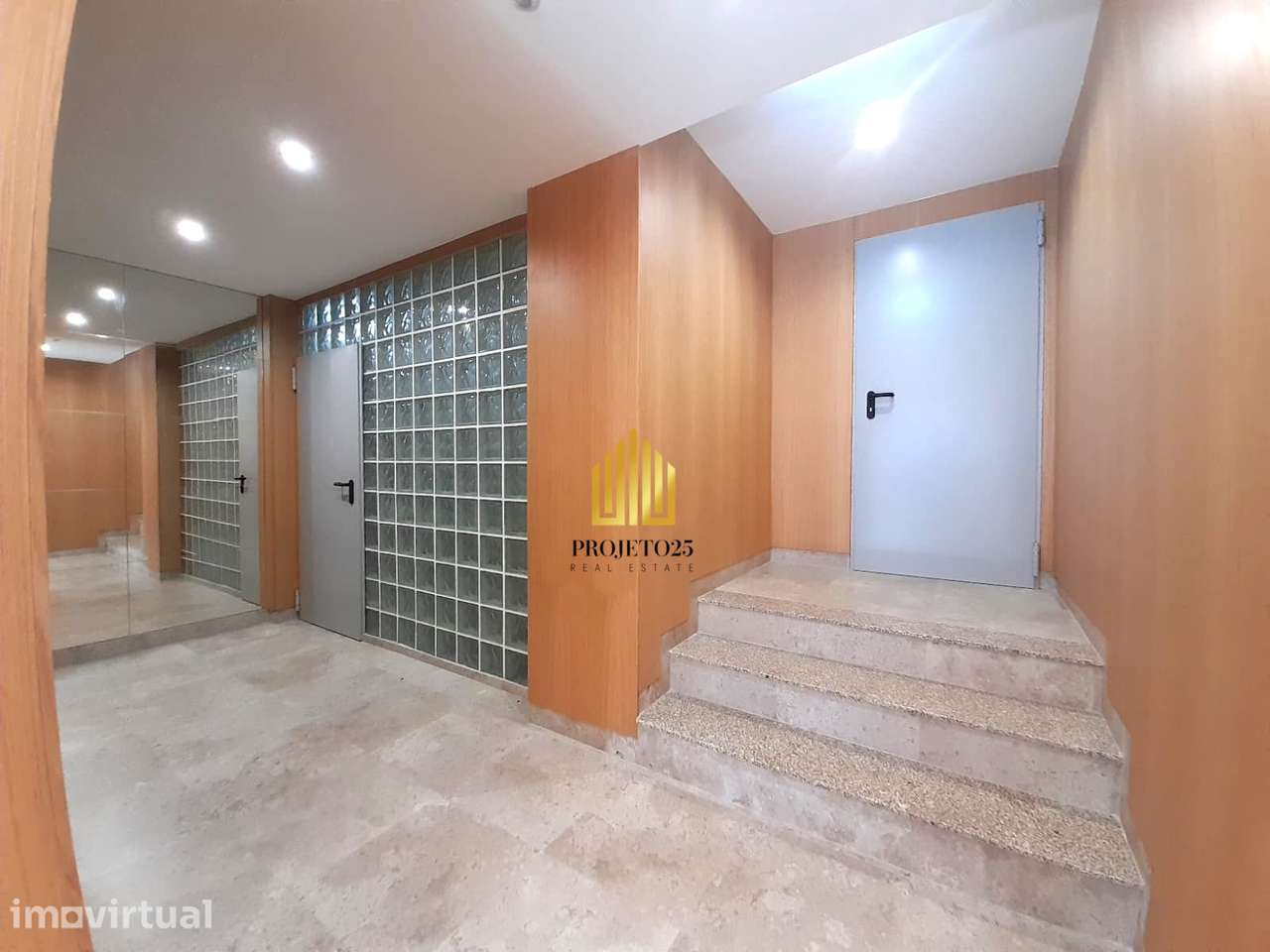 T3 NOVO de Luxo com área bruta de 170m2, junto ao centro e ao Metro! - Grande imagem: 3/40