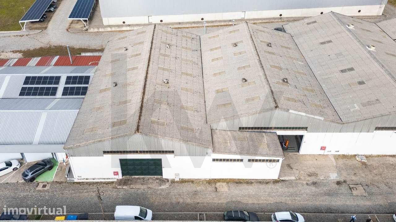 Armazem / Pavilhão para arrendamento em Castelo da Maia - Grande imagem: 4/18