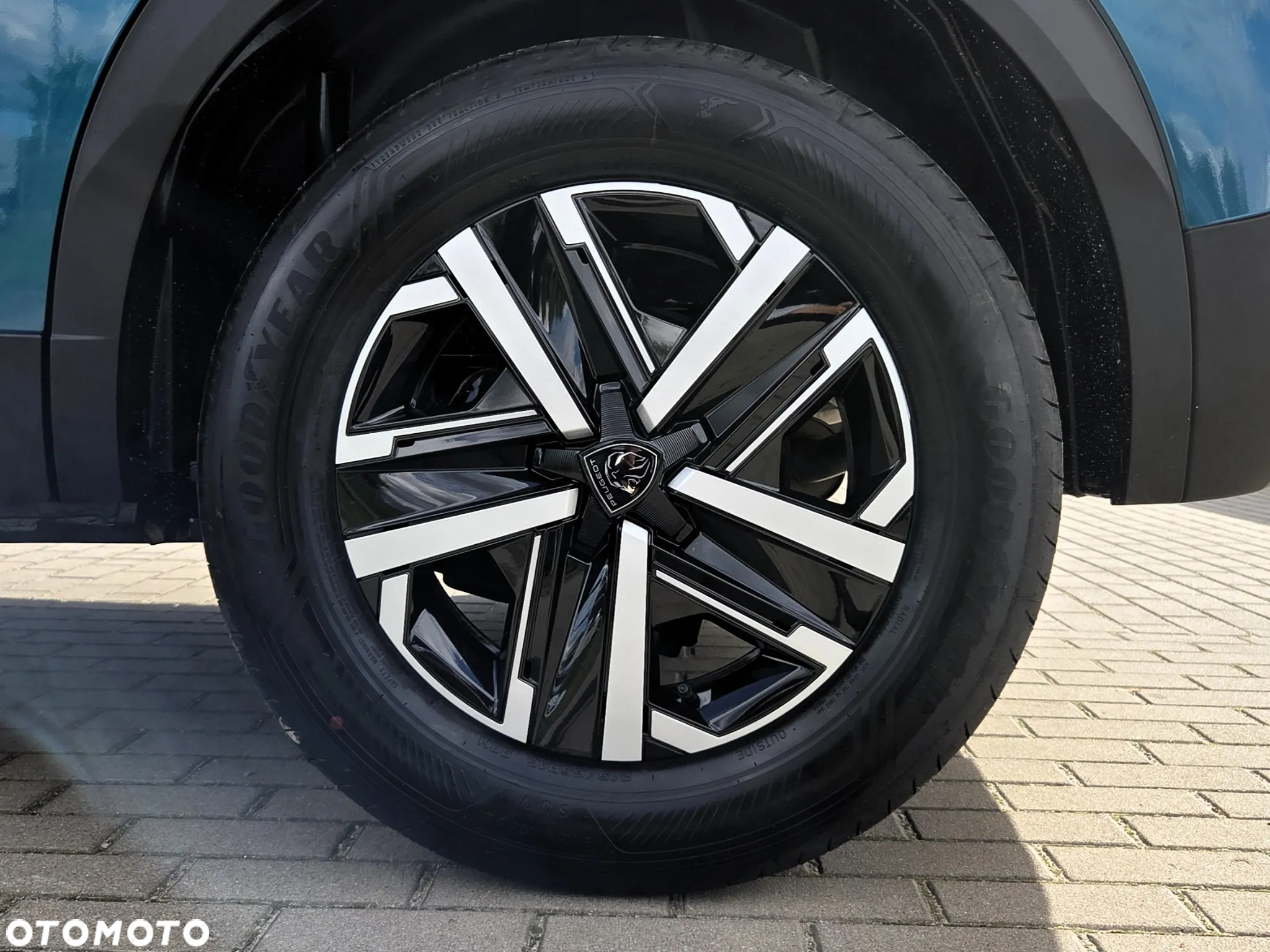 Peugeot 2008 PureTech 100 Style S&S BVM6 - 9