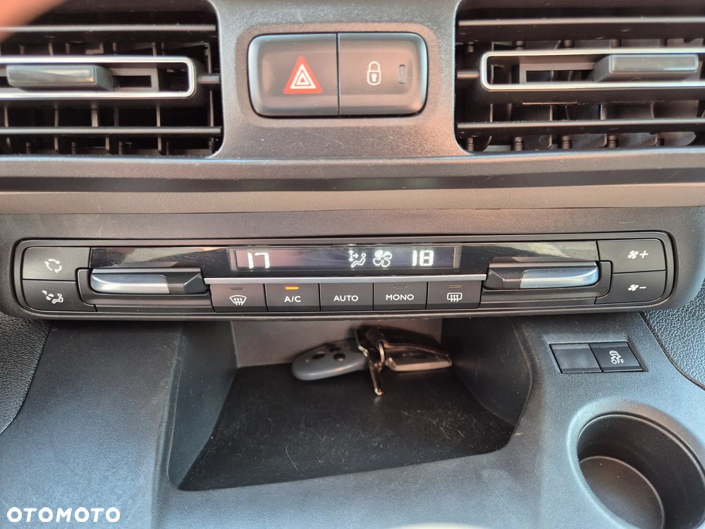 Peugeot Rifter 1.5 BlueHDI Active - 21