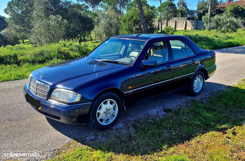Mercedes-Benz C 220 Elegance - 4