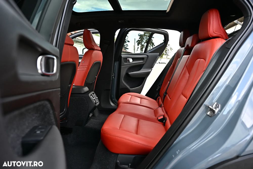 Volvo XC 40 D3 AWD Inscription - 32