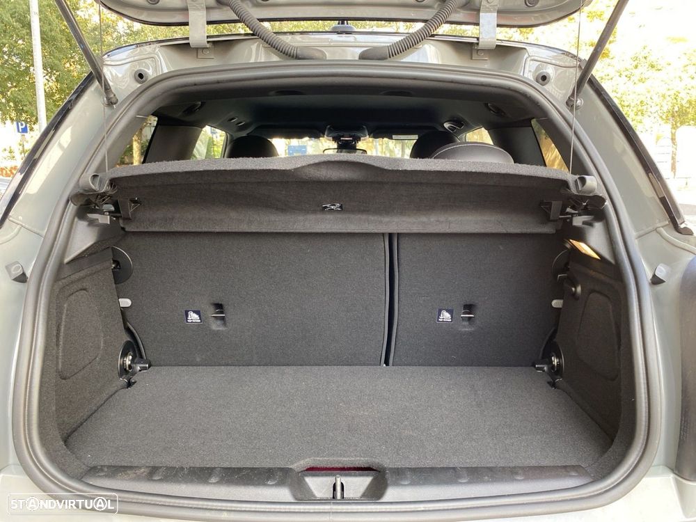 MINI 3 Portas Cooper SE Premium Classic - 18