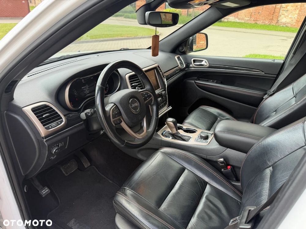 Jeep Grand Cherokee 5.7 V8 Summit - 11