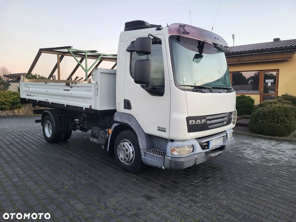 DAF LF 45.220 Wywrotka 3 Stronna Klima Stan Bardzo Dobry - 3